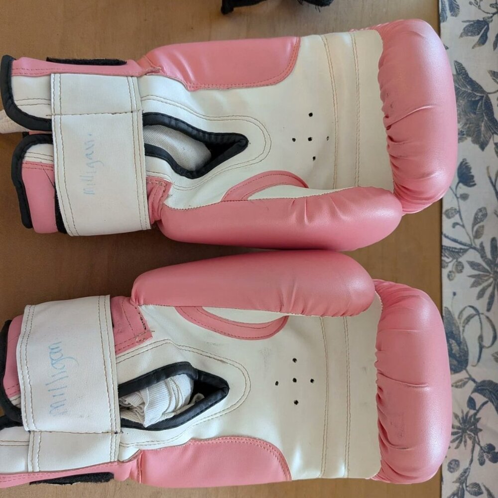 DRAKO Impact Sports Pink Boxing Gloves 14 Oz - Picture 5 of 6